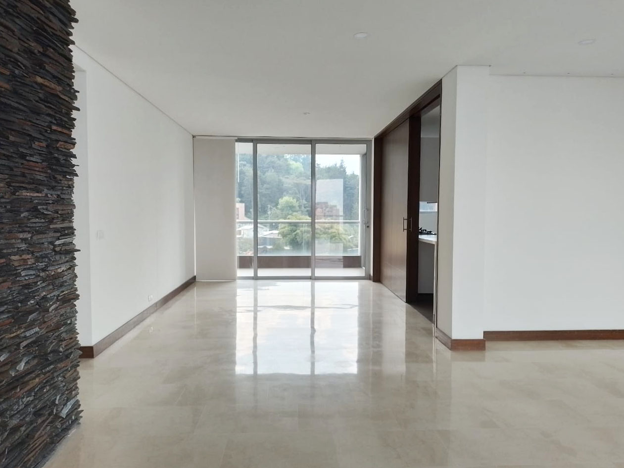 Apartamento de 3 alcobas en arriendo en El Tesoro, Medellín, 258 m² · foto 10 de 20