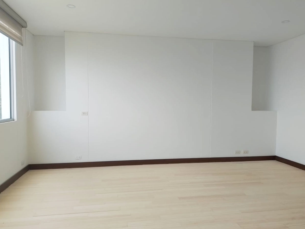 Apartamento de 3 alcobas en arriendo en El Tesoro, Medellín, 258 m² · foto 12 de 20