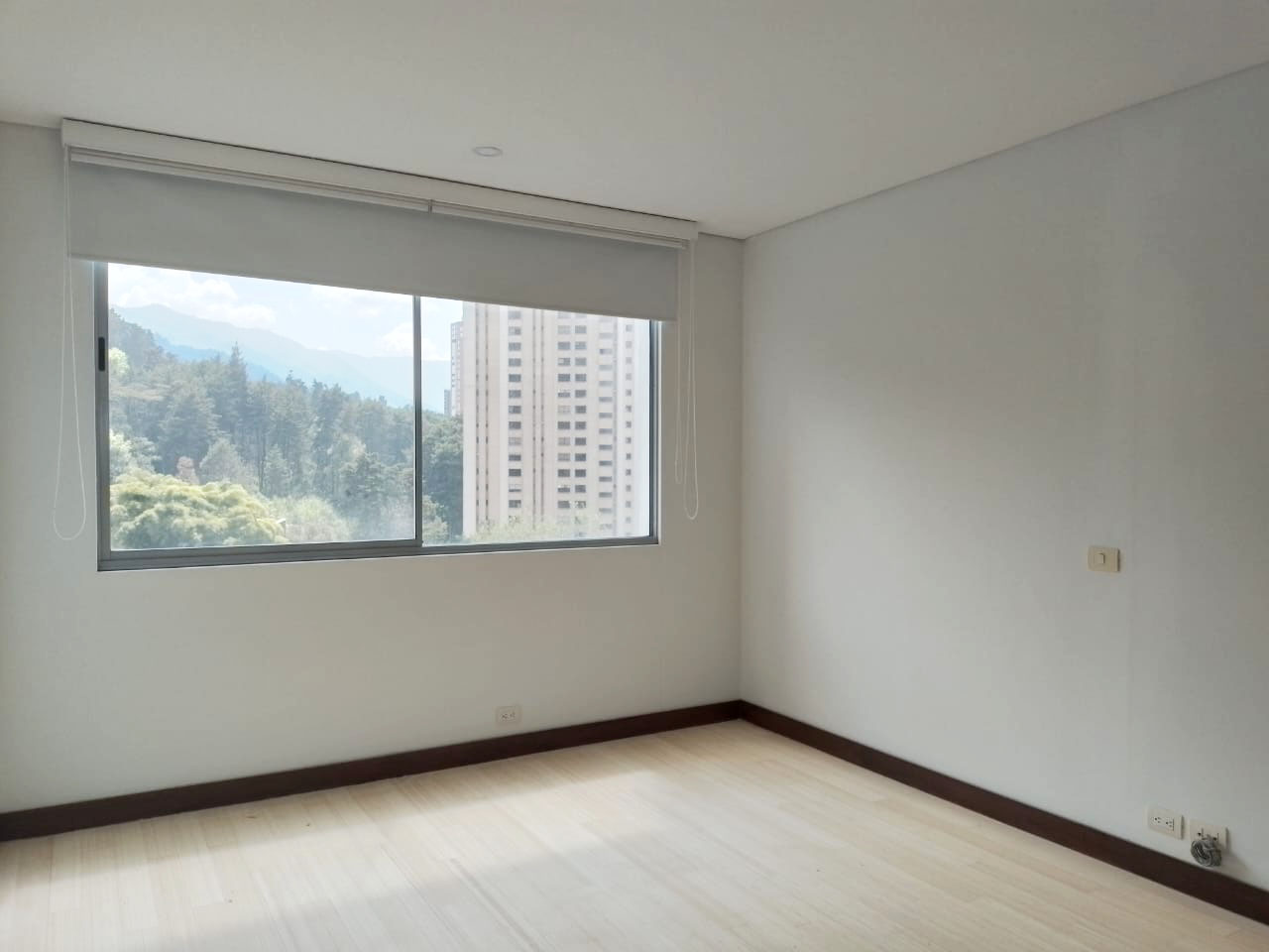 Apartamento de 3 alcobas en arriendo en El Tesoro, Medellín, 258 m² · foto 15 de 20