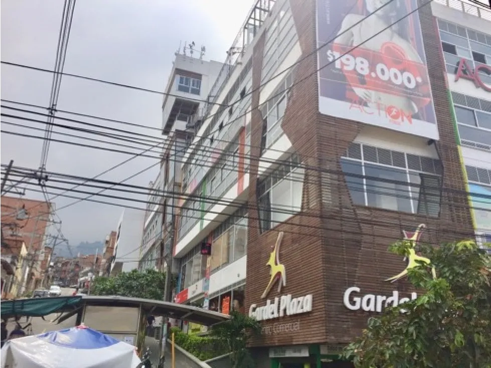 Local en venta en Campo Valdes No.2, Medellín, 35 m² · foto 4 de 6