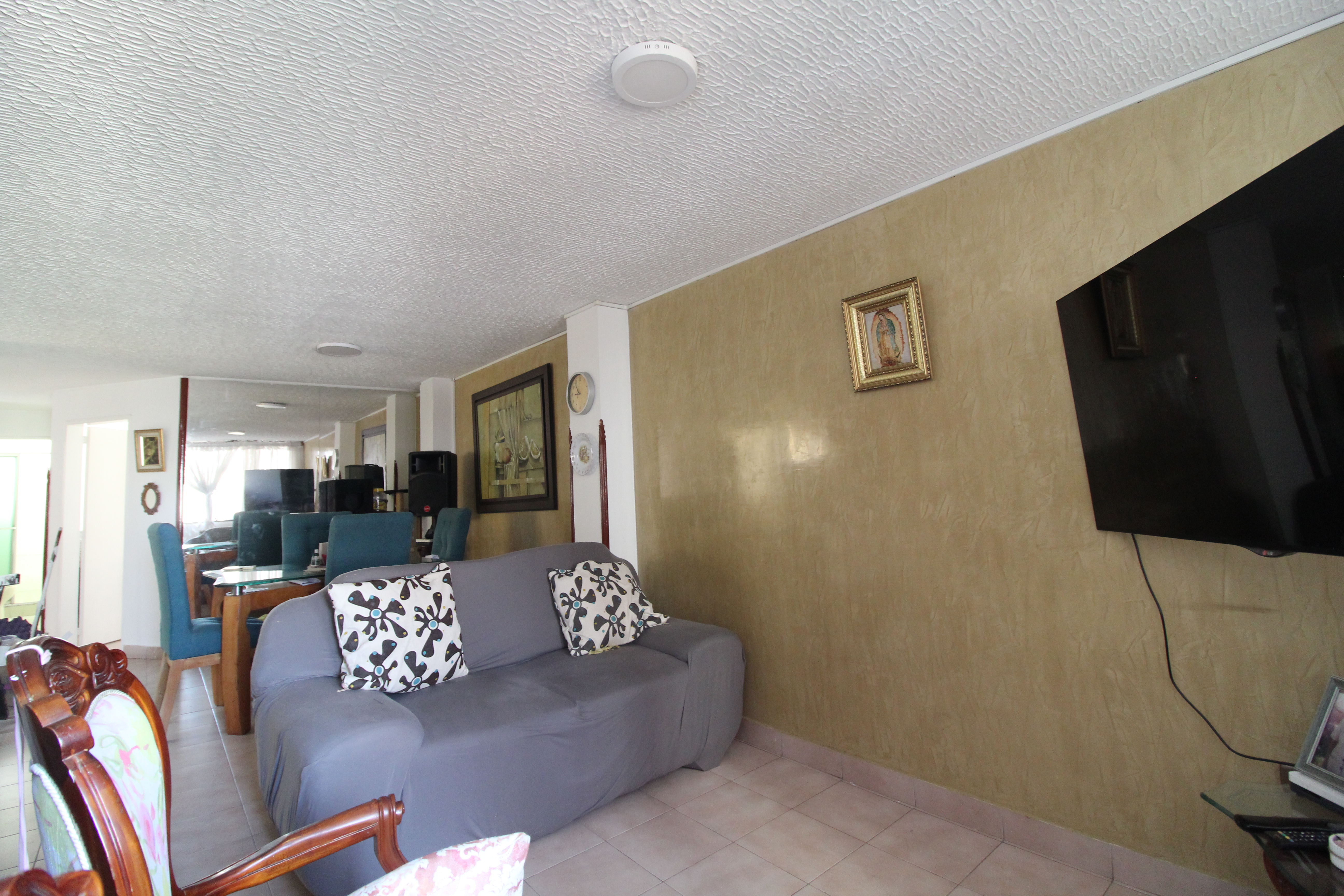Apartamento de 3 alcobas en venta en El Prado, Bucaramanga, 80 m² · foto 3 de 17