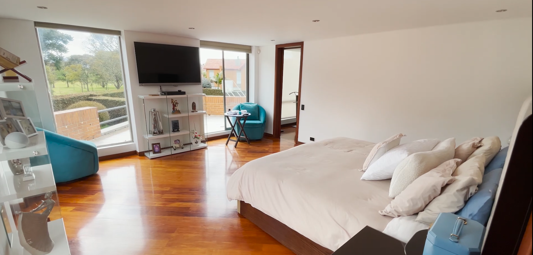 Casa de 4 alcobas en venta en San Simón, Bogotá, 320 m² · foto 12 de 14
