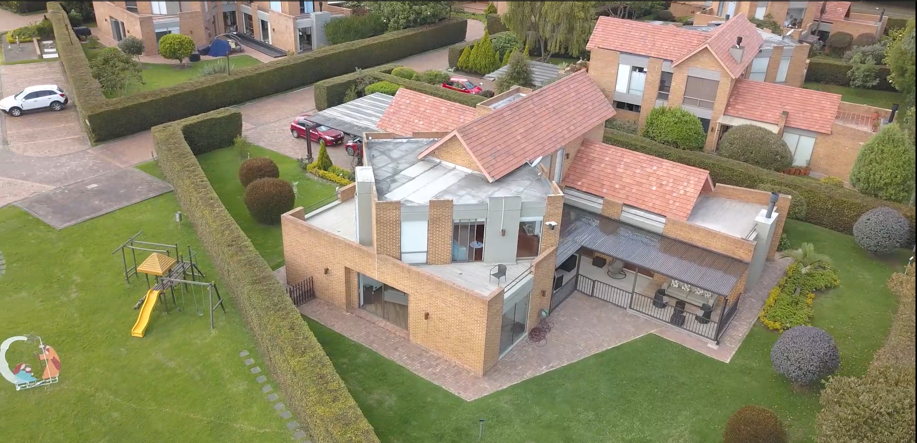 Casa de 4 alcobas en venta en San Simón, Bogotá, 320 m² · foto 14 de 14