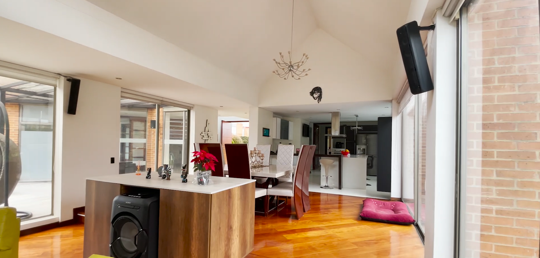 Casa de 4 alcobas en venta en San Simón, Bogotá, 320 m² · foto 3 de 14
