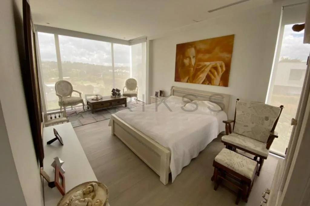 Casa de 5 alcobas en venta en Vía Las Palmas, Envigado, 1534 m² · foto 13 de 21