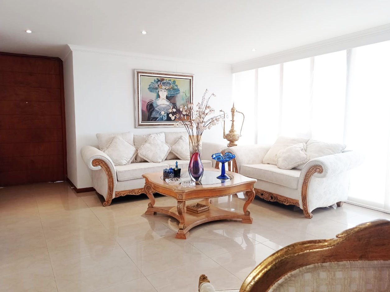 Apartamento en arriendo en Loma De Los Gonzalez, Medellín · foto 2 de 20