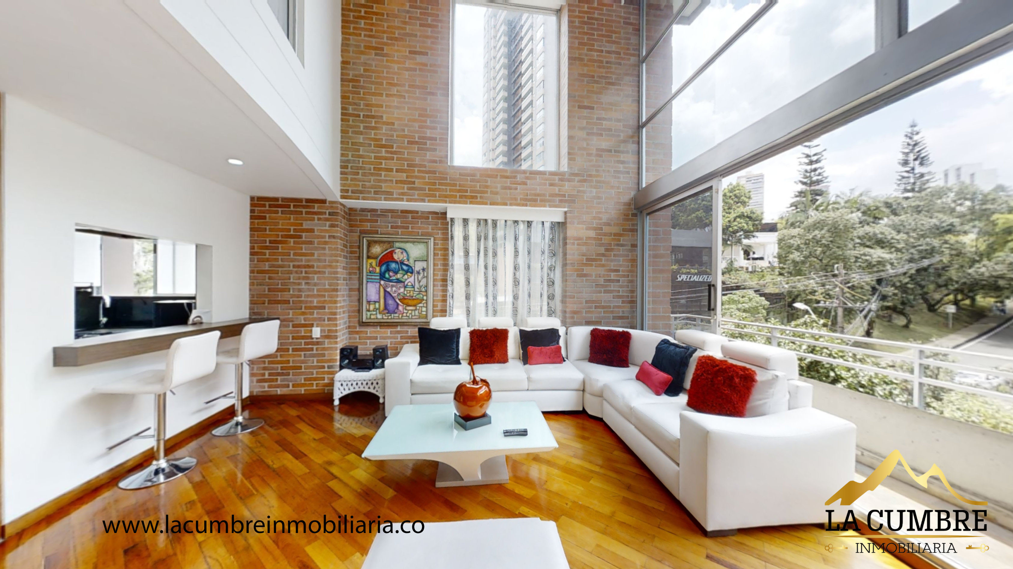 Apartamento en arriendo en El Tesoro, Medellín · foto 2 de 14