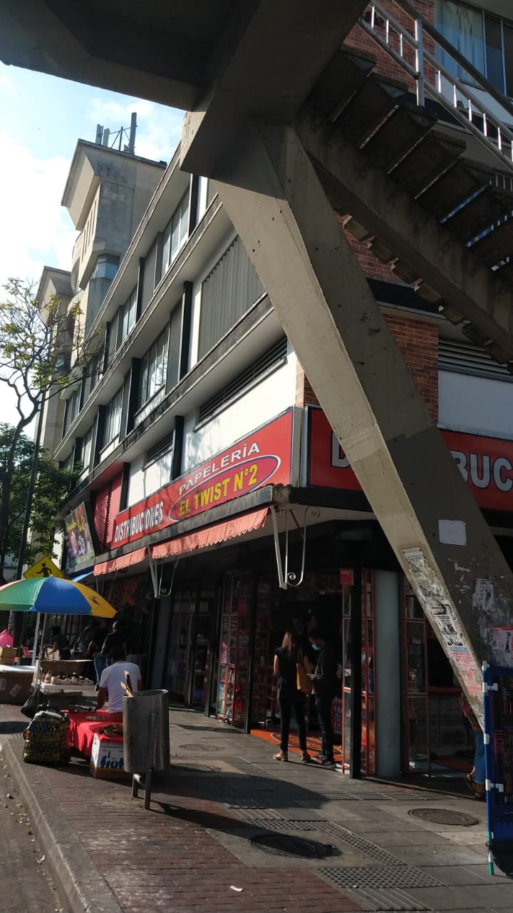 Oficina en arriendo en Centro, Bucaramanga, 25 m² · foto 2 de 9