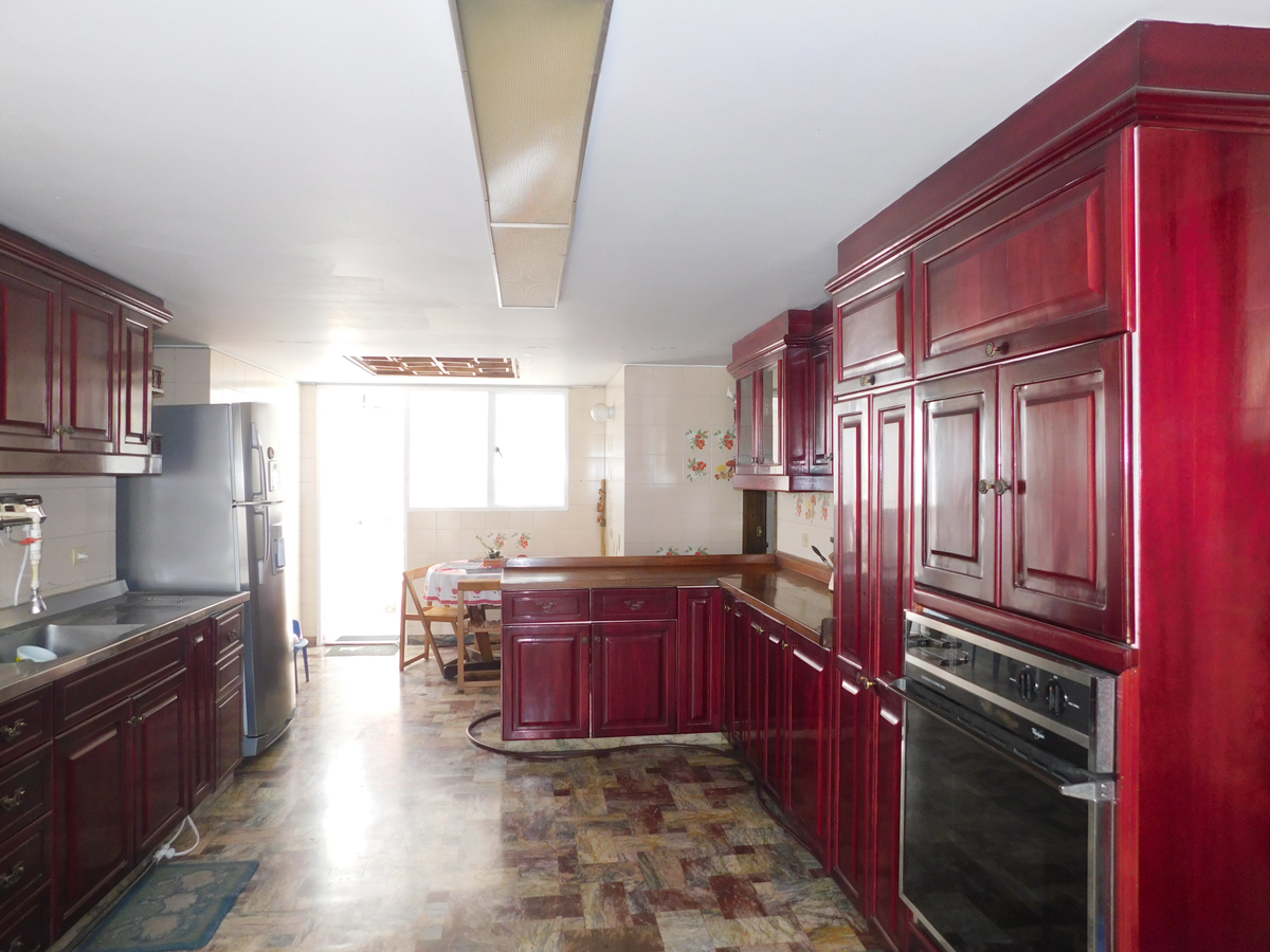 Apartamento de 5 alcobas en venta en Niza Norte, Bogotá, 211 m² · foto 17 de 20