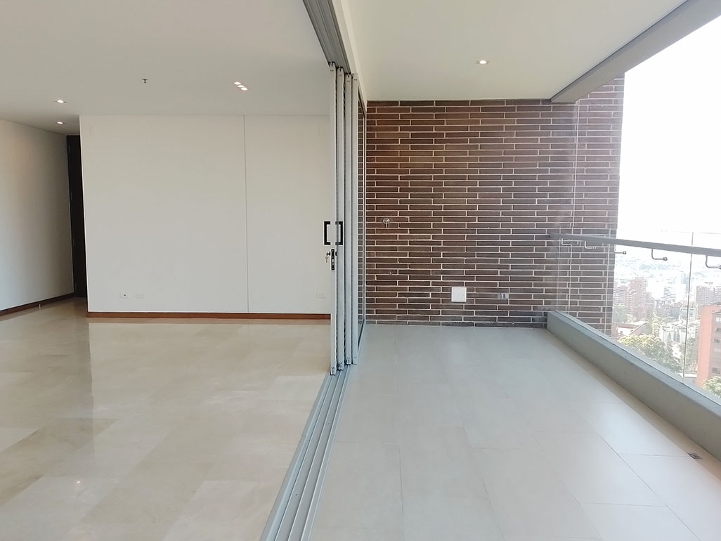 Apartamento de 3 alcobas en arriendo en El Tesoro, Medellín, 198 m² · foto 19 de 19