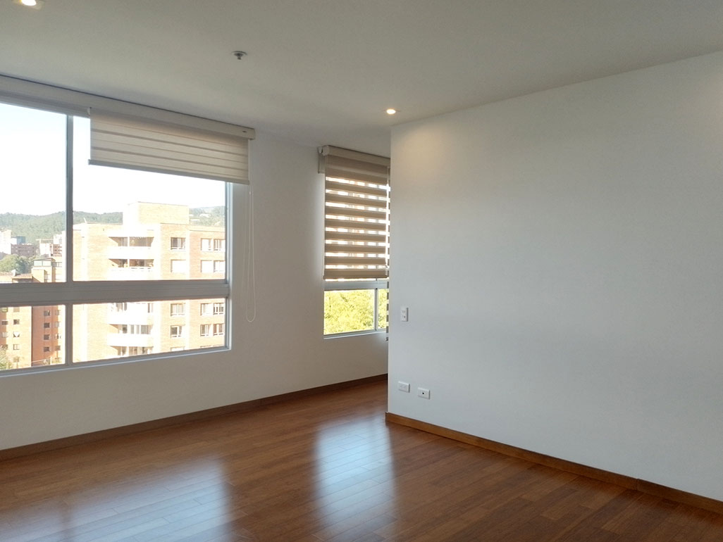 Apartamento de 3 alcobas en arriendo en El Tesoro, Medellín, 198 m² · foto 9 de 19