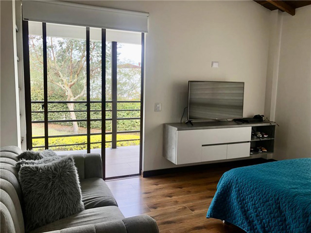 Casa de 4 alcobas en venta en El Porvenir, Rionegro, 460 m² · foto 10 de 19