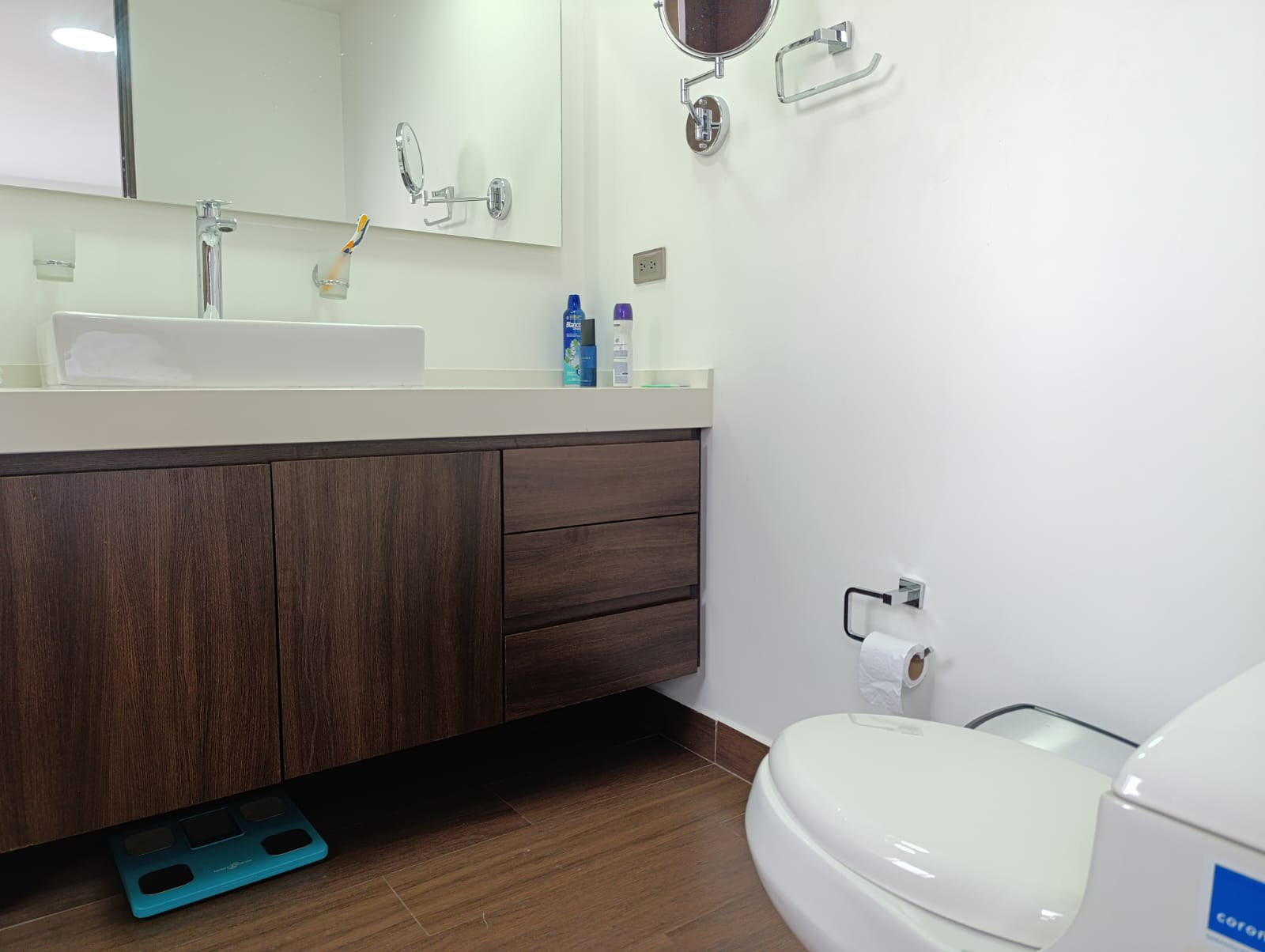 Apartamento en arriendo en Loma De Los Gonzalez, Medellín · foto 16 de 16