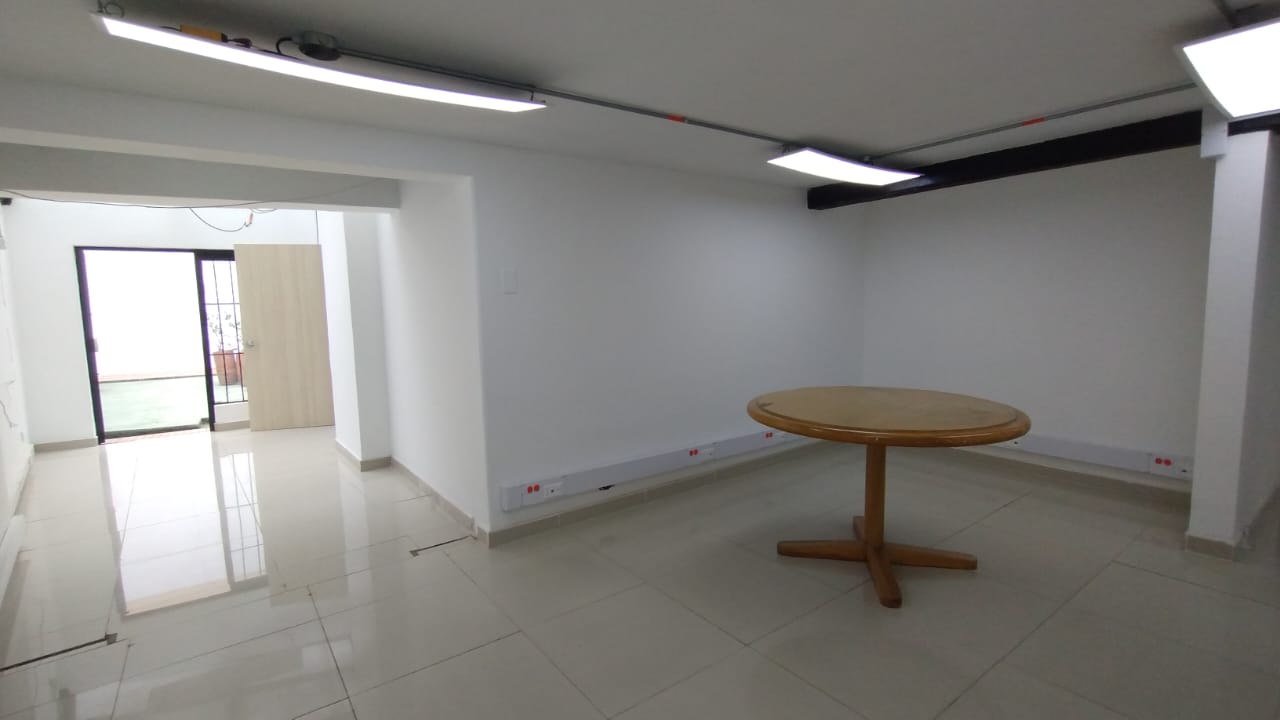 Casa de 3 alcobas en venta en Chicó Alto, Bogotá, 513 m² · foto 11 de 24