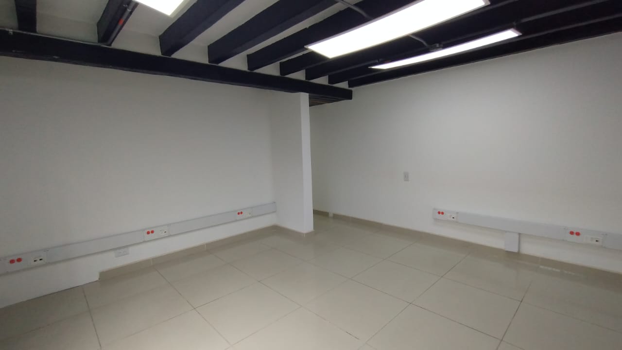 Casa de 3 alcobas en venta en Chicó Alto, Bogotá, 513 m² · foto 17 de 24