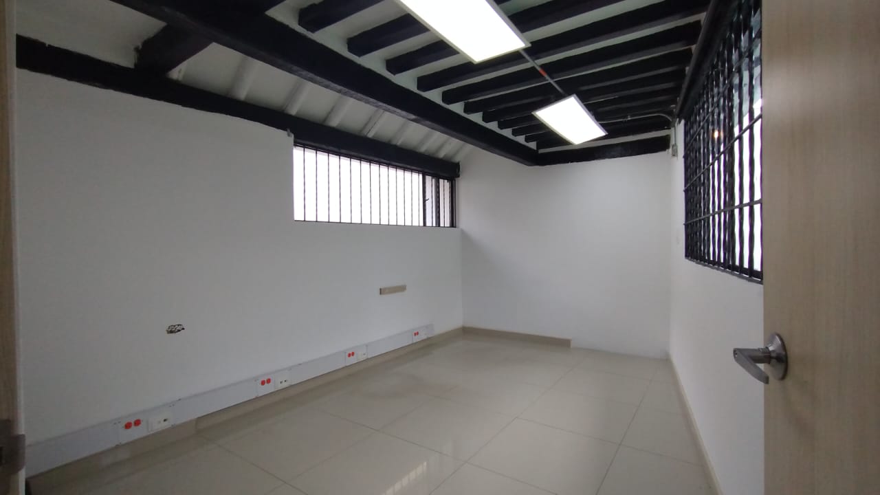 Casa de 3 alcobas en venta en Chicó Alto, Bogotá, 513 m² · foto 9 de 24