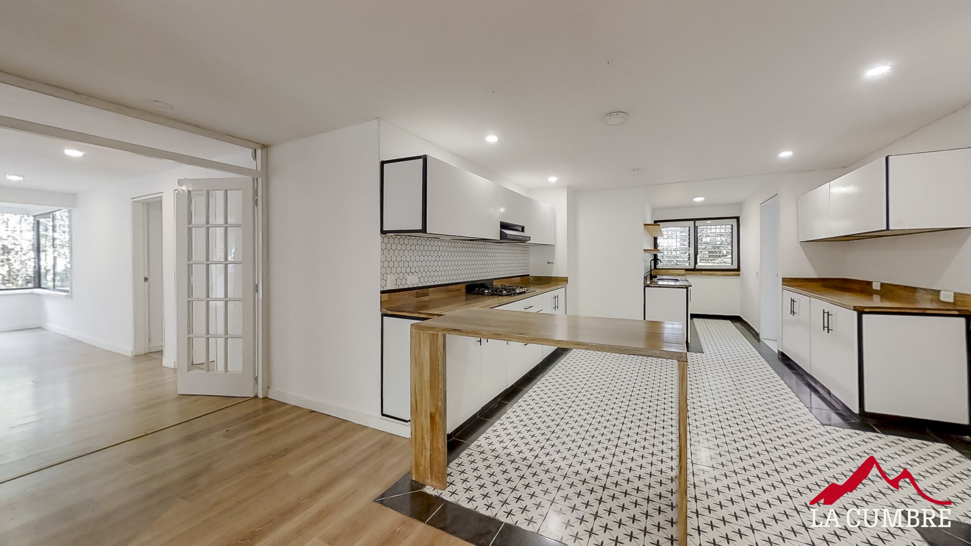 Apartamento de 3 alcobas en arriendo en Las Lomas, Medellín, 215 m² · foto 8 de 15