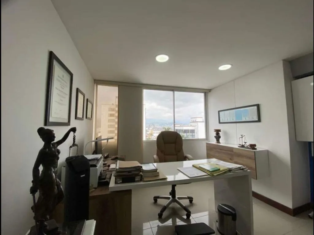 Oficina en venta en El Centro, Manizales, 39 m² · foto 4 de 10