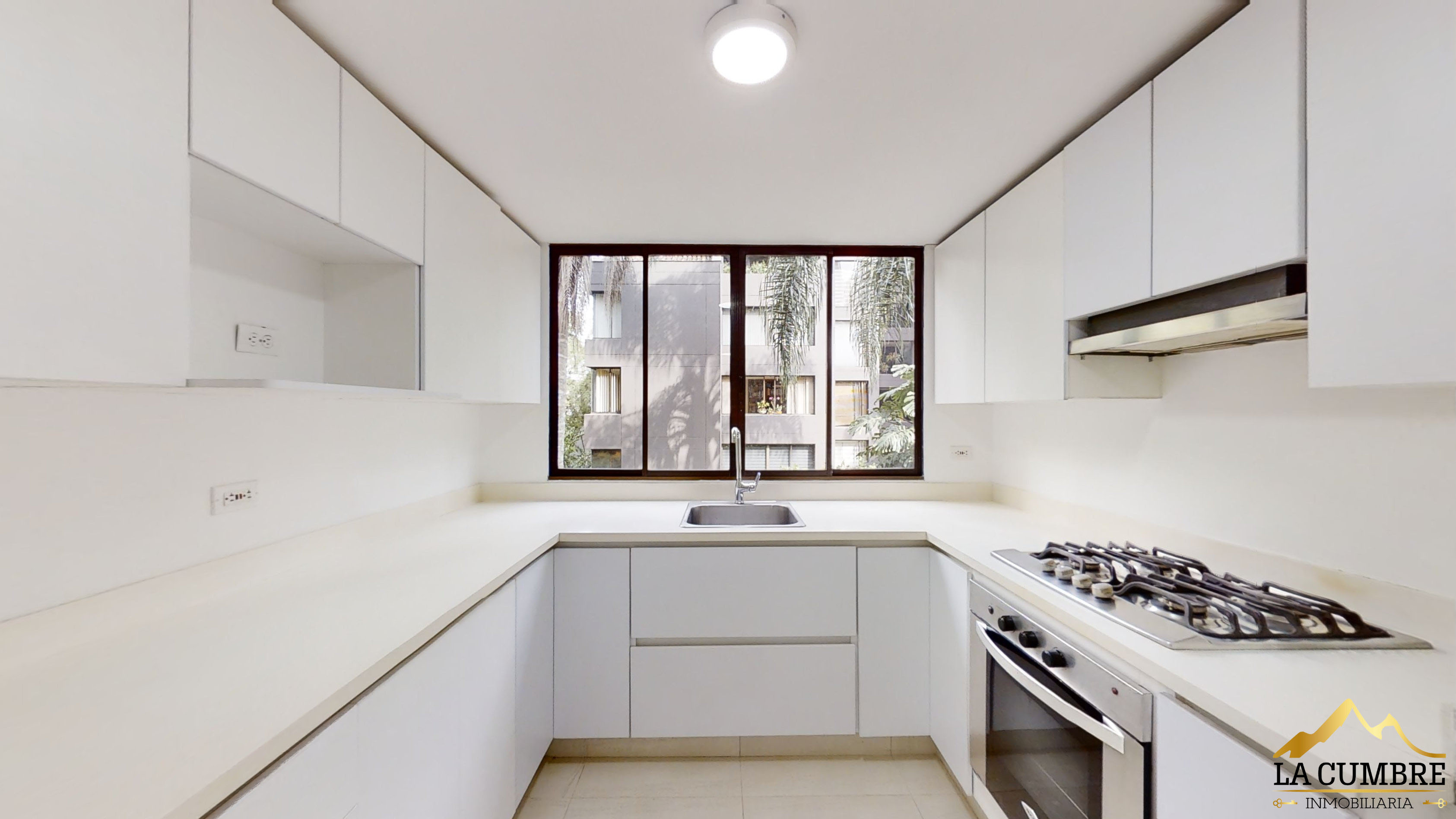 Apartamento en arriendo en El Poblado, Medellín · foto 6 de 12