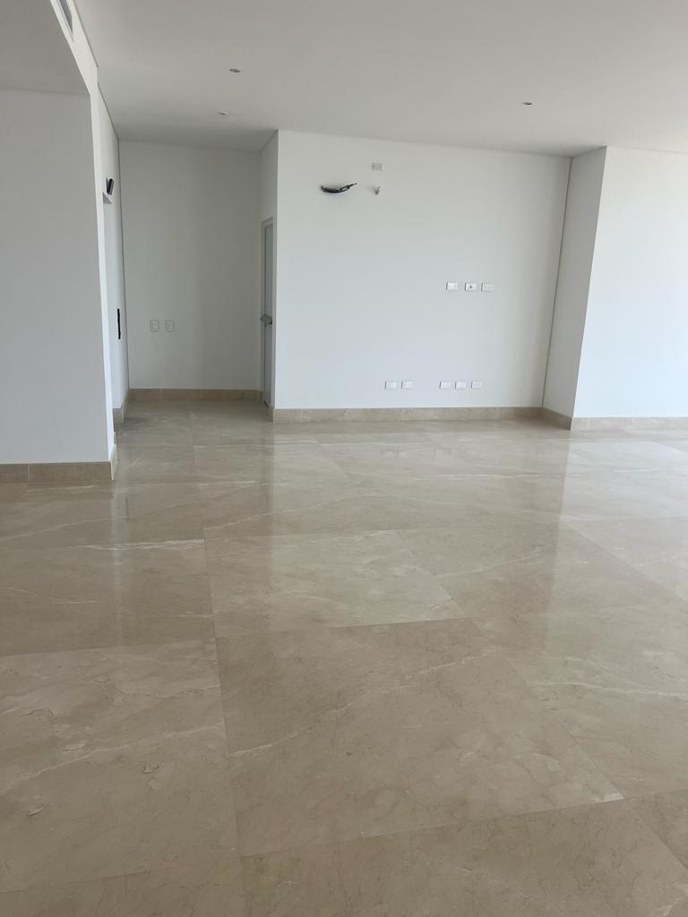 Apartamento en venta en Altos Del Prado, Barranquilla · foto 2 de 13