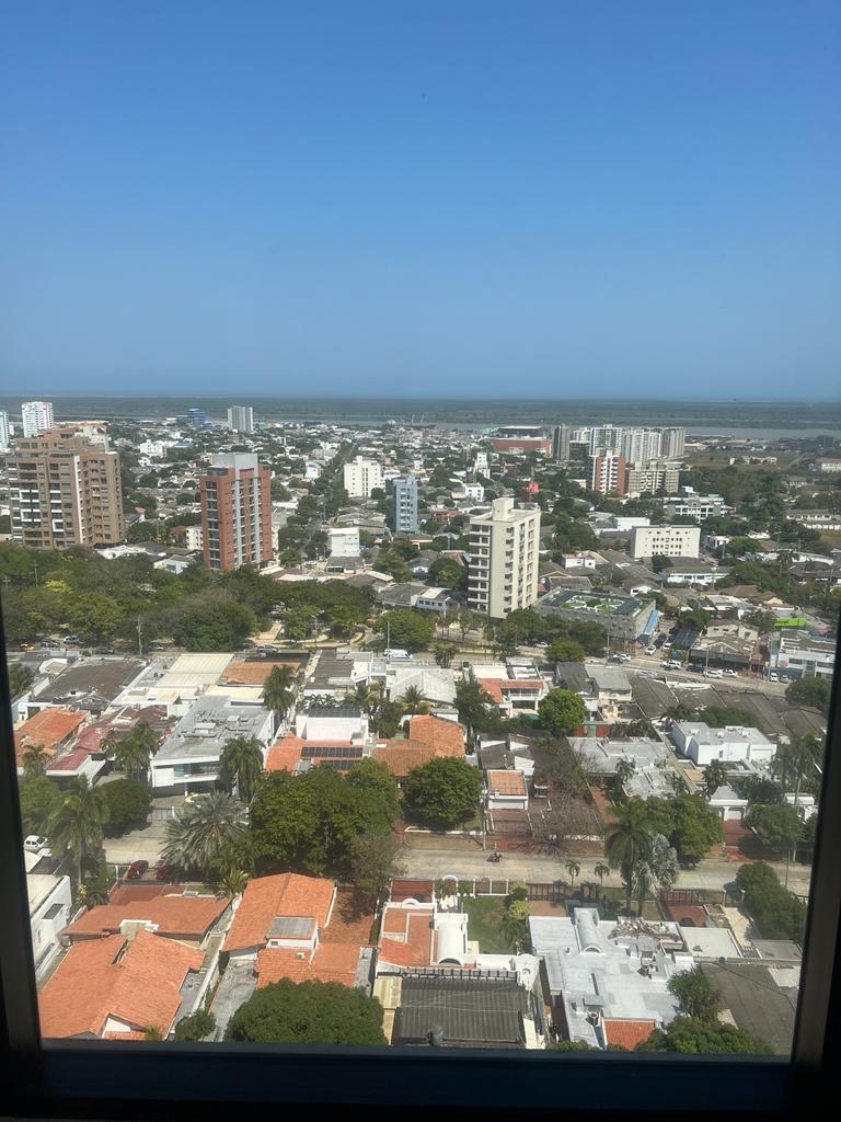 Apartamento en venta en Altos Del Prado, Barranquilla · foto 3 de 13