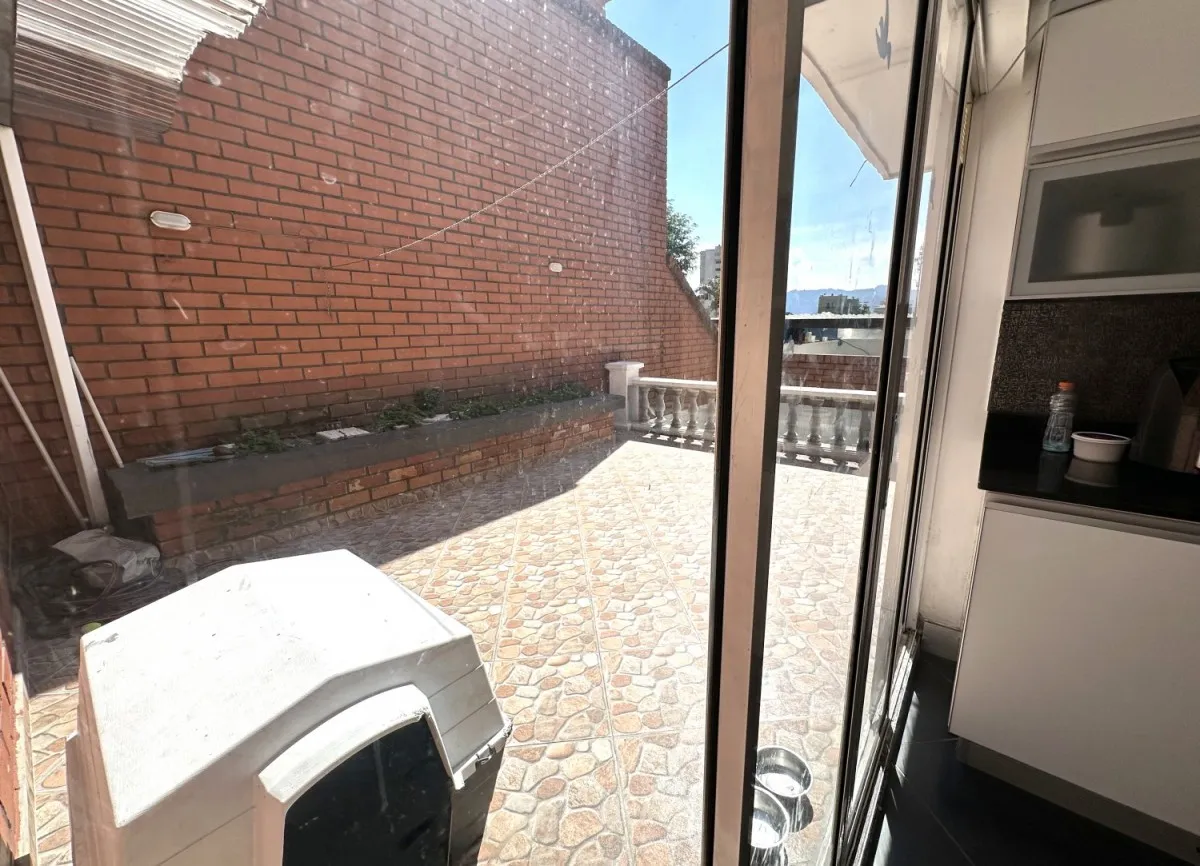 Casa de 5 alcobas en venta en San Lucas, Medellín, 470 m² · foto 10 de 24