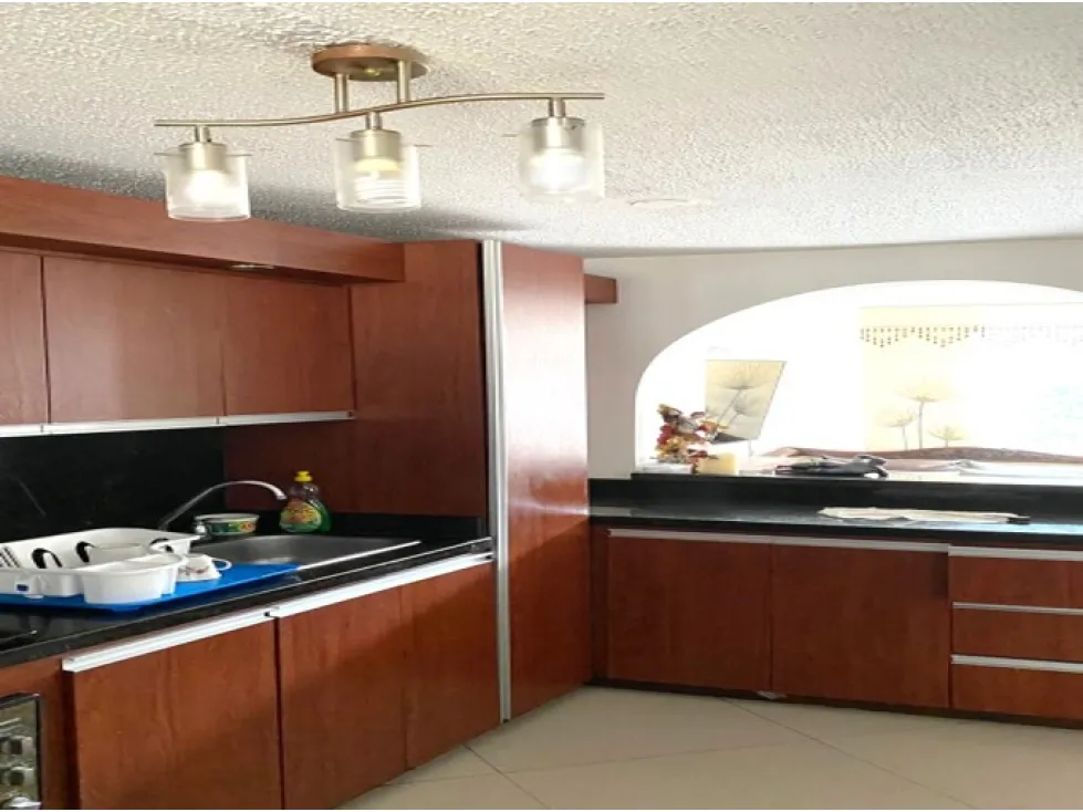 Apartamento de 5 alcobas en venta en Urbanizacion Manaos, Bello, 134 m² · foto 2 de 20