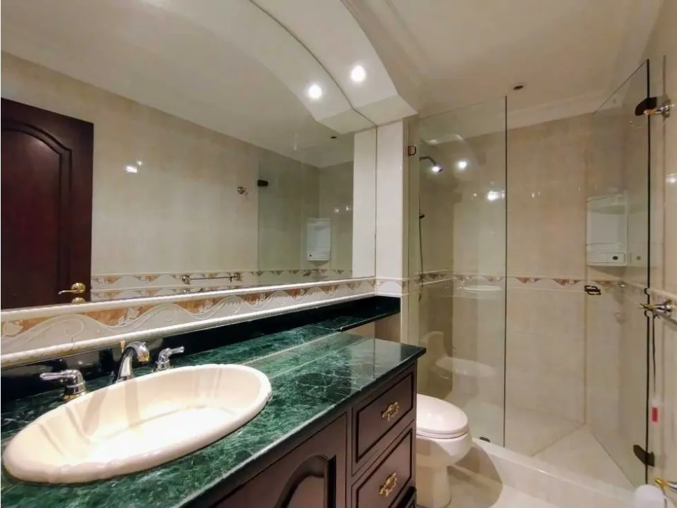 Casa de 5 alcobas en venta en Aposentos, Sopó, 355 m² · foto 23 de 24