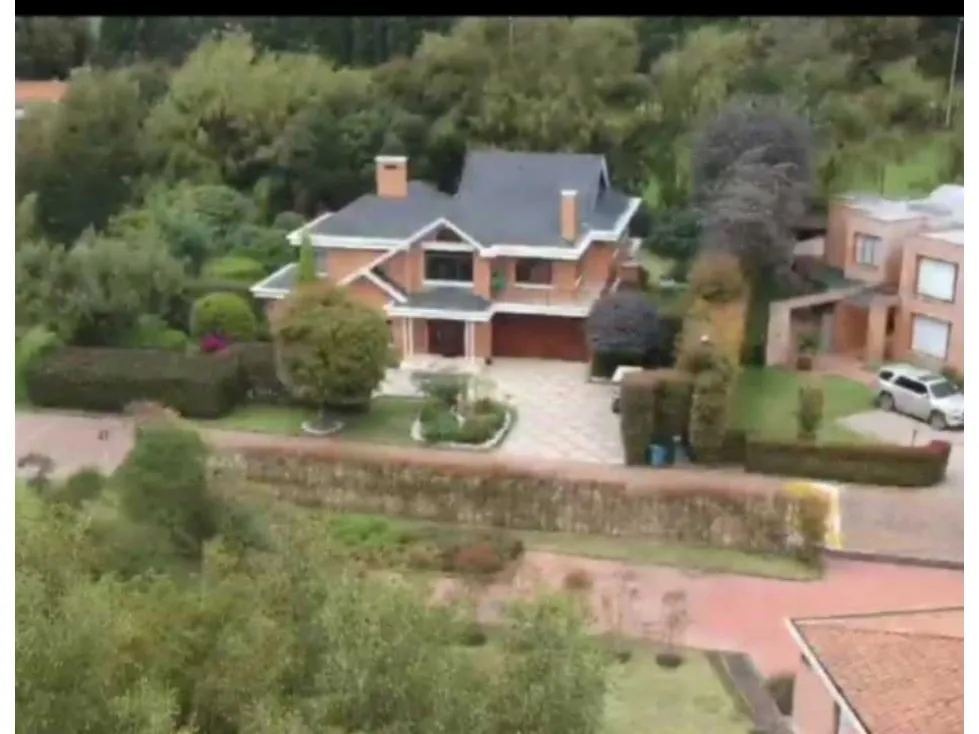 Casa de 5 alcobas en venta en Aposentos, Sopó, 355 m² · foto 3 de 24