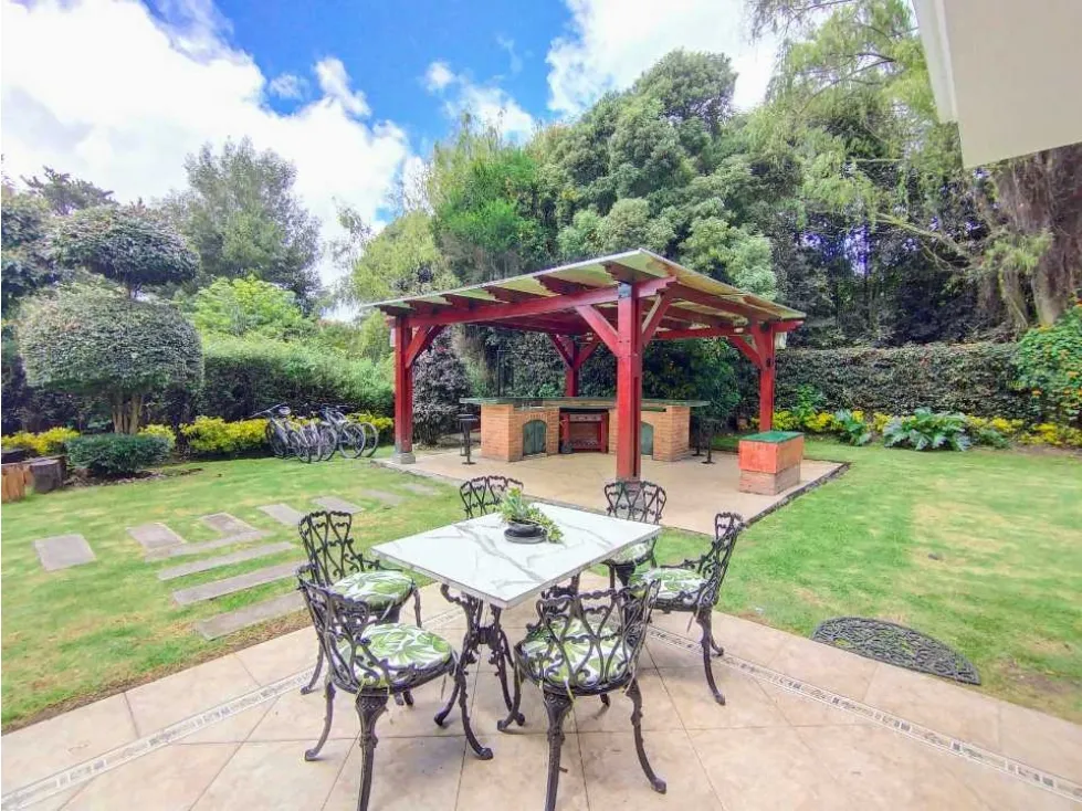 Casa de 5 alcobas en venta en Aposentos, Sopó, 355 m² · foto 8 de 24