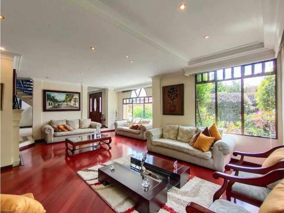 Casa de 5 alcobas en venta en Aposentos, Sopó, 355 m² · foto 10 de 24
