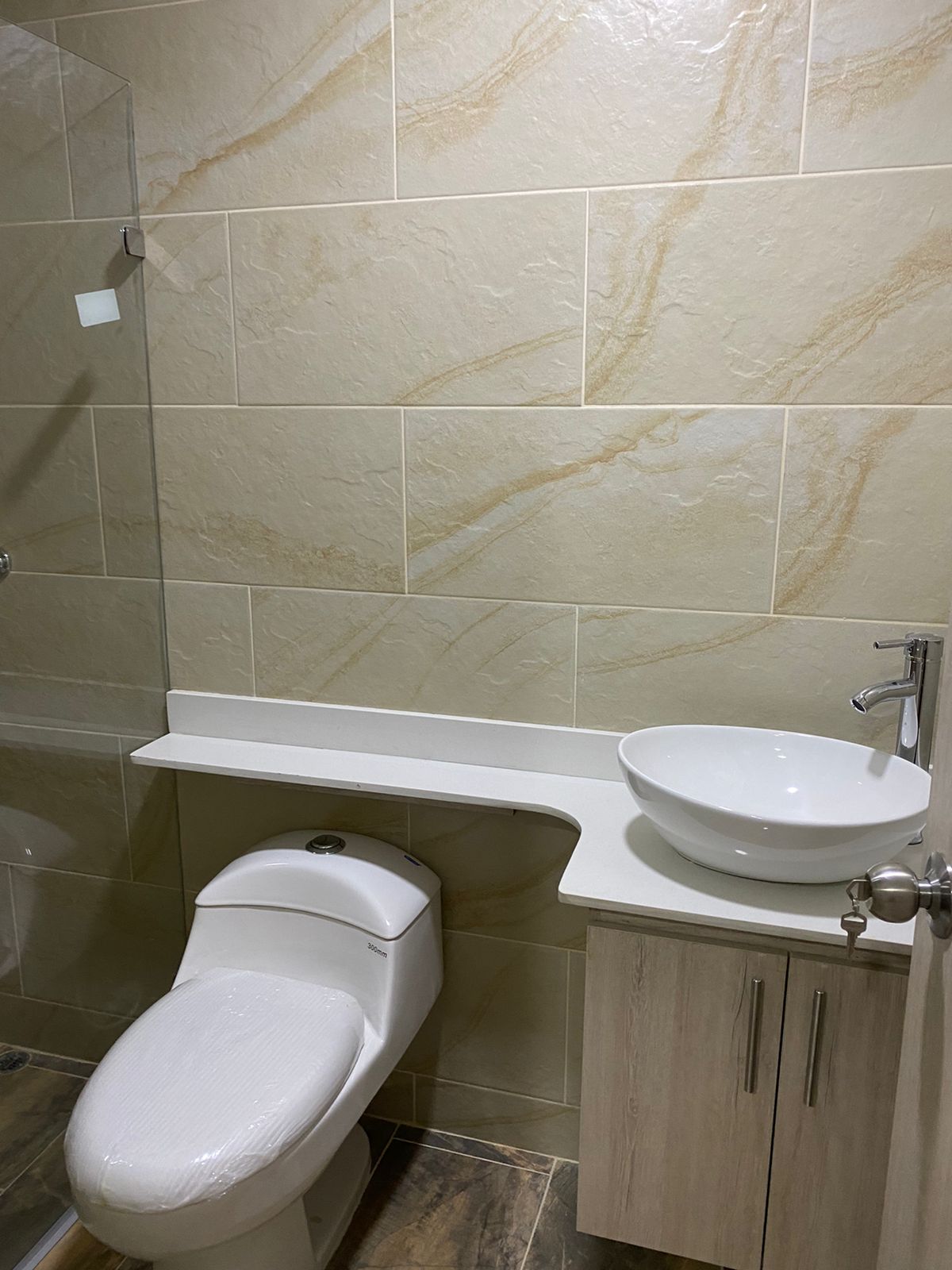 Apartamento de 2 alcobas en venta en Cabañas, Bello, 86 m² · foto 6 de 11
