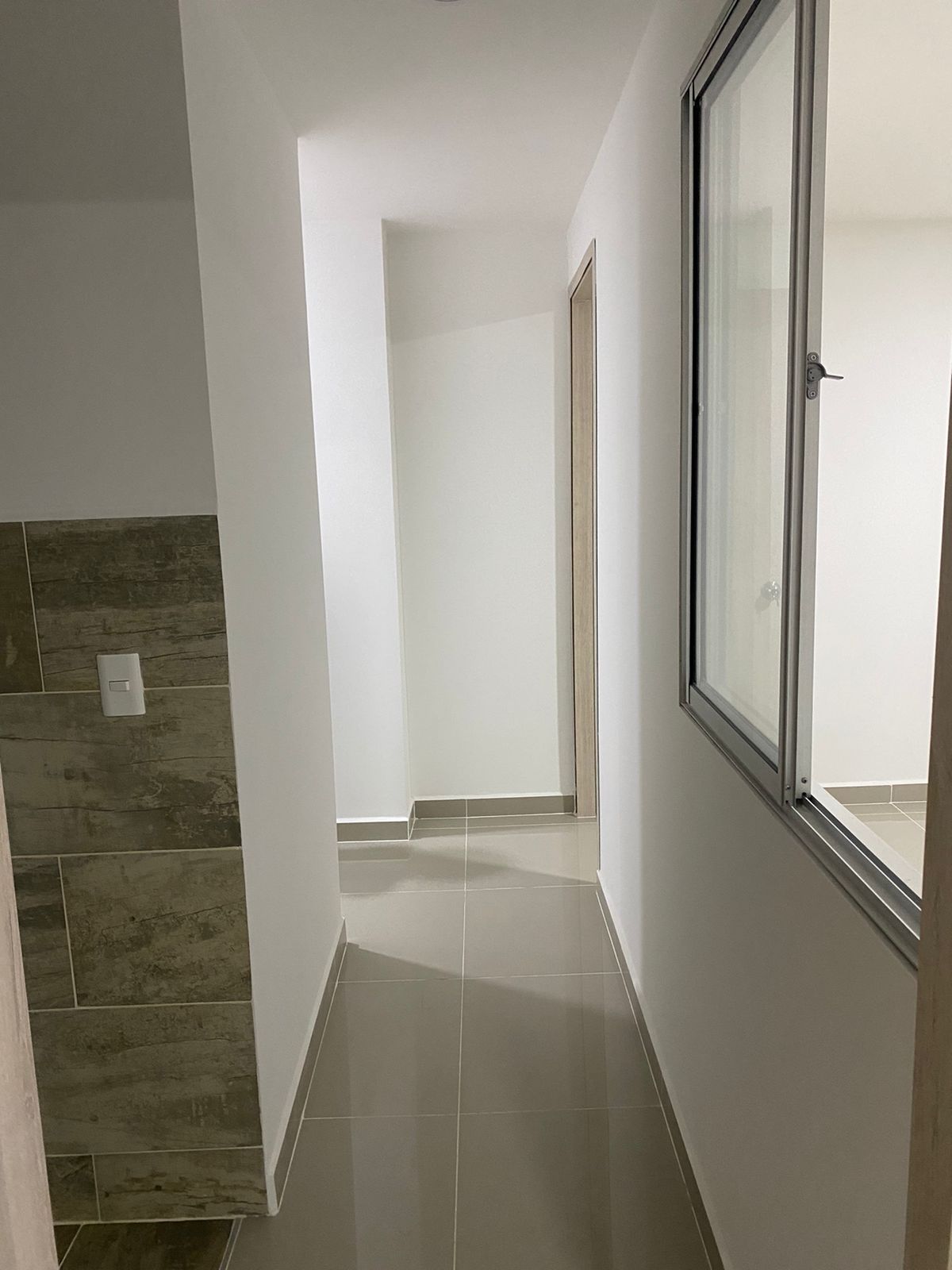 Apartamento de 2 alcobas en venta en Cabañas, Bello, 86 m² · foto 8 de 11