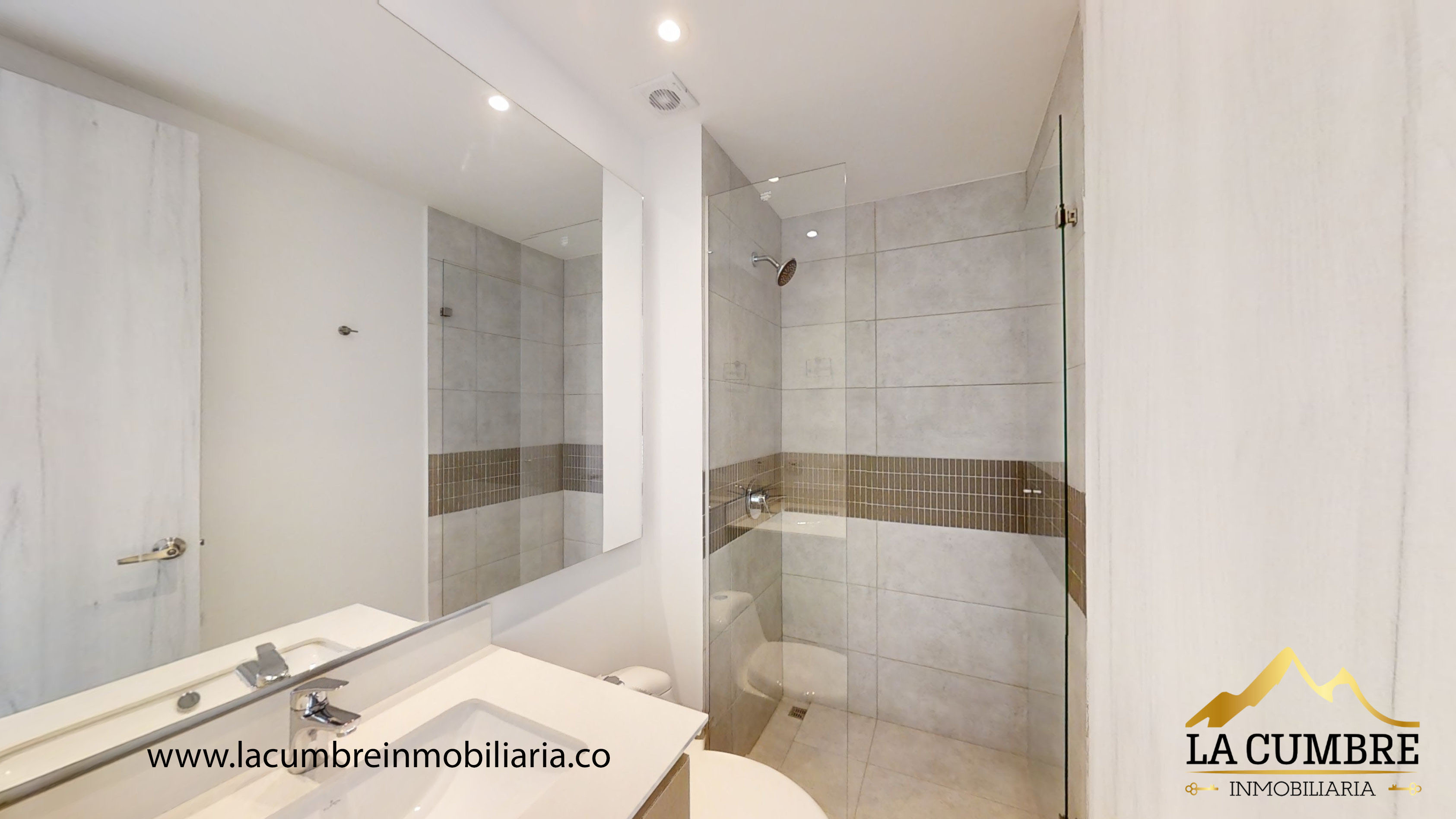 Apartamento de 3 alcobas en arriendo en Castropol, Medellín, 121 m² · foto 12 de 14