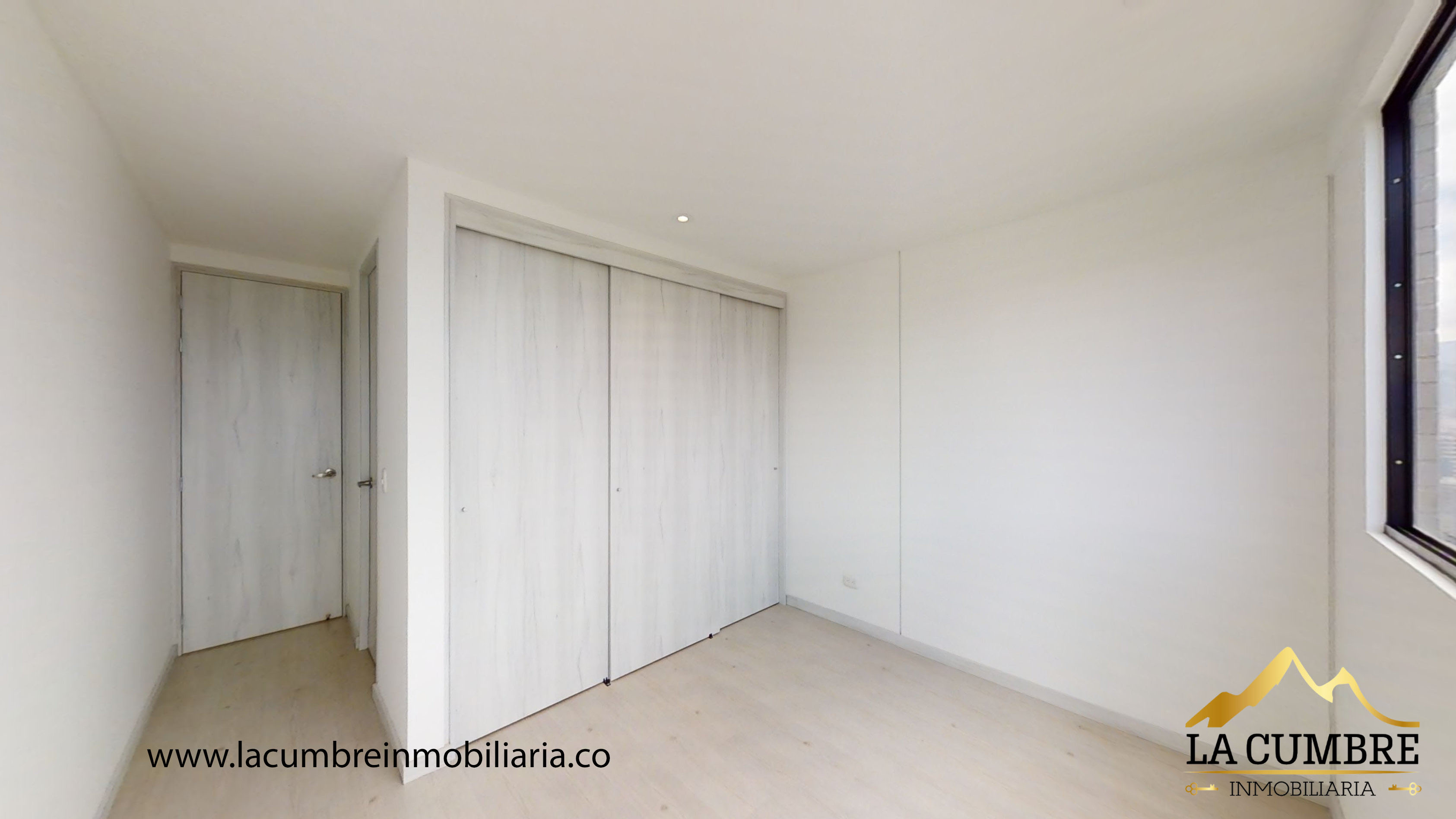 Apartamento de 3 alcobas en arriendo en Castropol, Medellín, 121 m² · foto 13 de 14