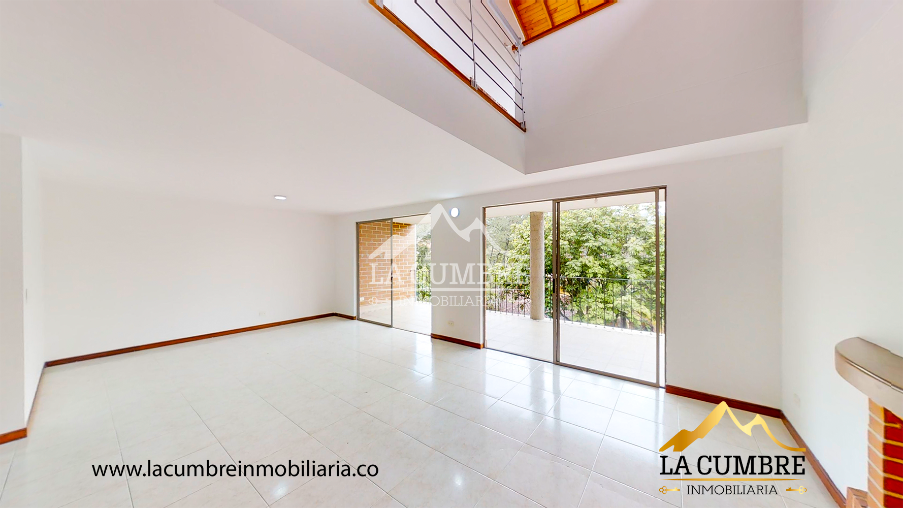Casa de 4 alcobas en venta en La Sebastiana, Envigado, 264 m² · foto 2 de 20