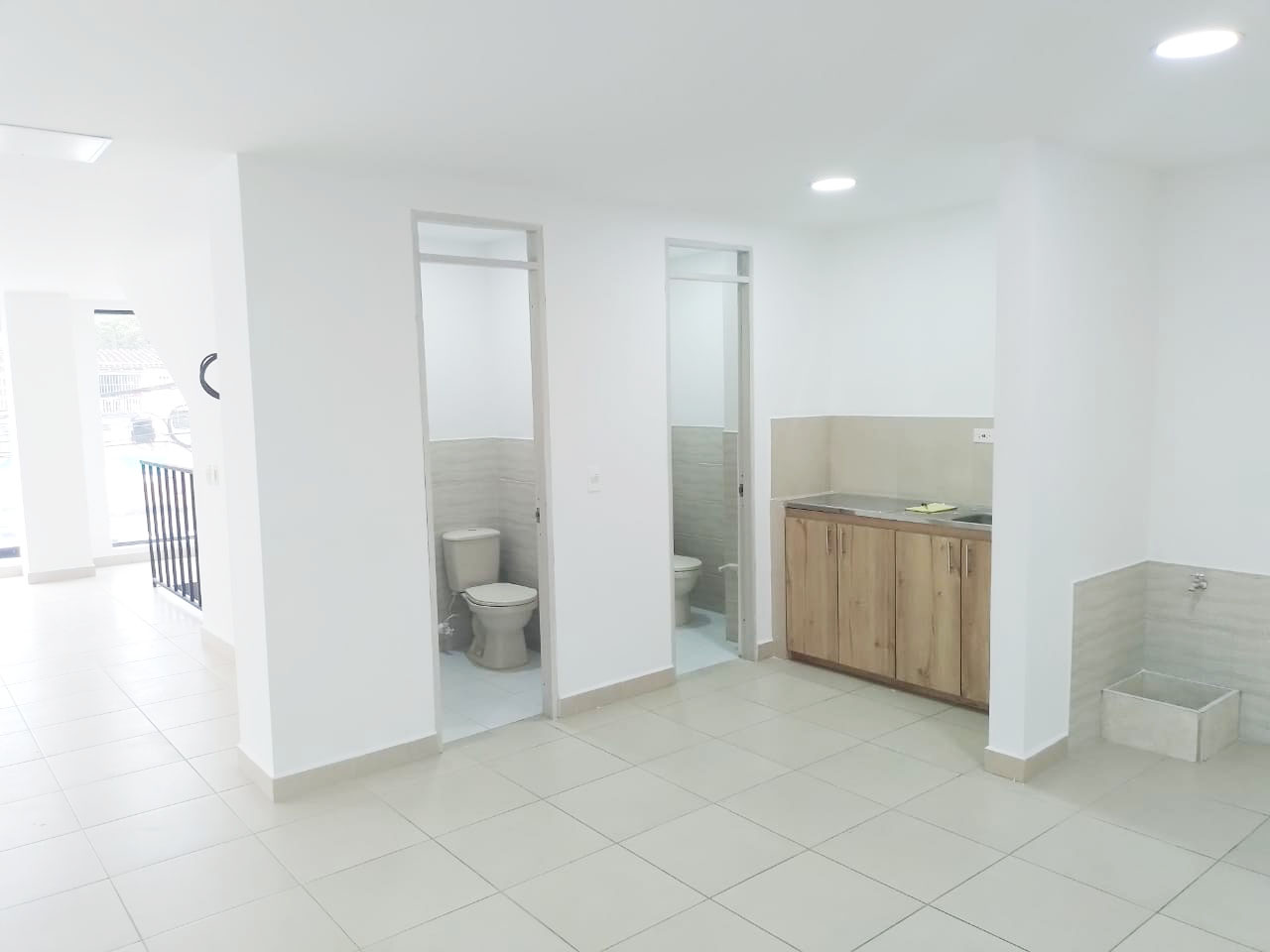 Local en arriendo en Conquistadores, Medellín, 320 m² · foto 13 de 15