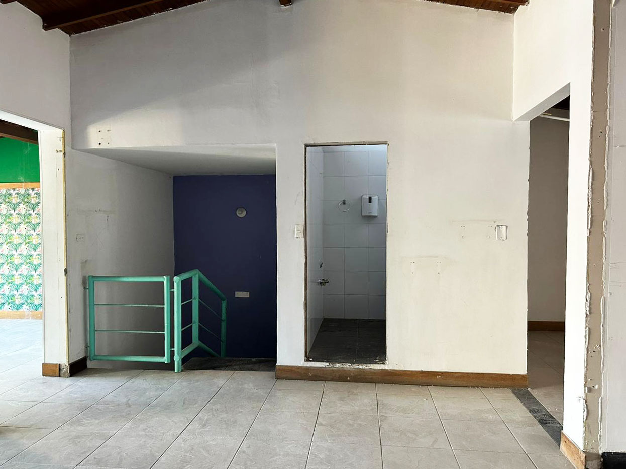 Local en venta en La Florida, Medellín, 260 m² · foto 8 de 10