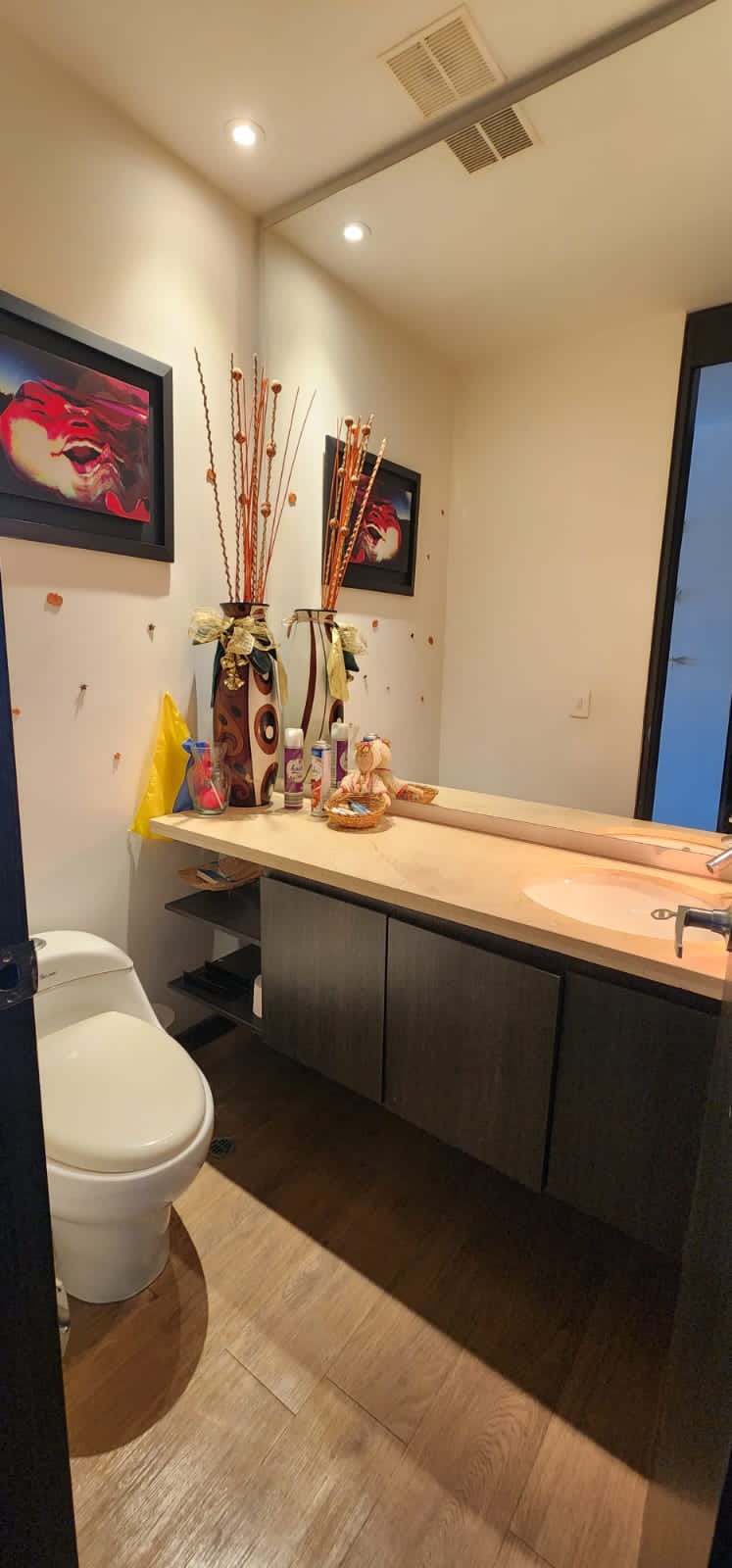 Apartamento de 3 alcobas en venta en Molinos Norte, Bogotá, 133 m² · foto 18 de 24