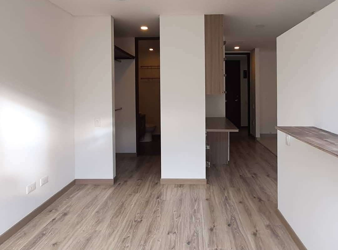 Apartaestudio en venta en Las Nieves, Bogotá, 42 m² · foto 3 de 8