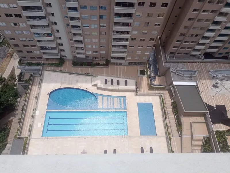 Apartamento de 3 alcobas en arriendo en Ferreni, Medellín, 84 m² · foto 17 de 24