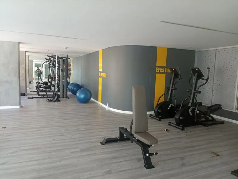Apartamento de 3 alcobas en arriendo en Ferreni, Medellín, 84 m² · foto 20 de 24