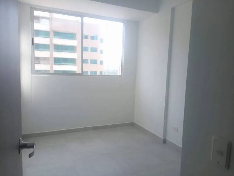 Apartamento de 3 alcobas en arriendo en Ferreni, Medellín, 84 m² · foto 10 de 24