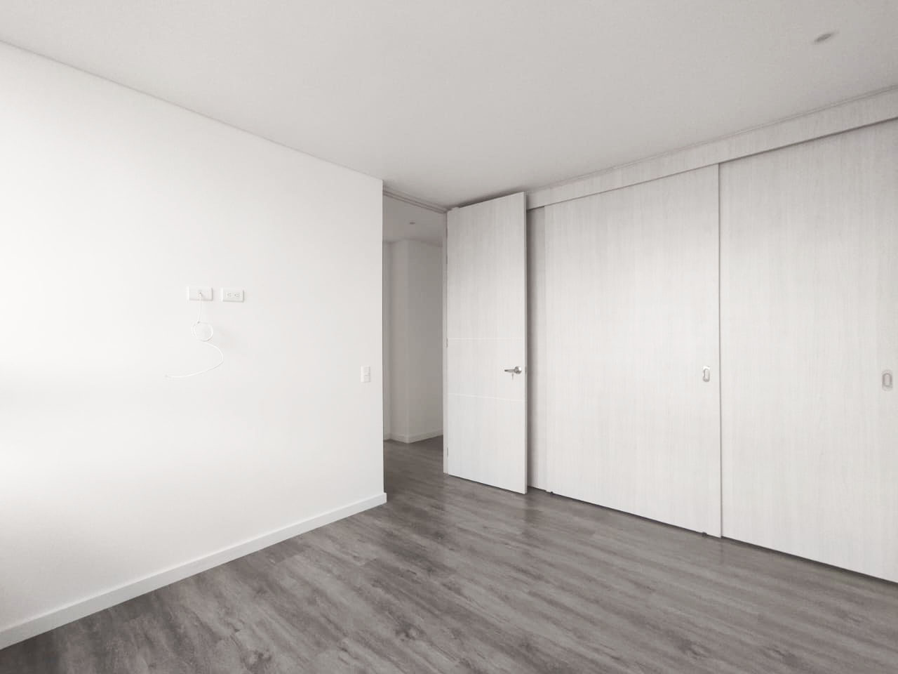 Apartamento en arriendo en Lalinde, Medellín · foto 10 de 17