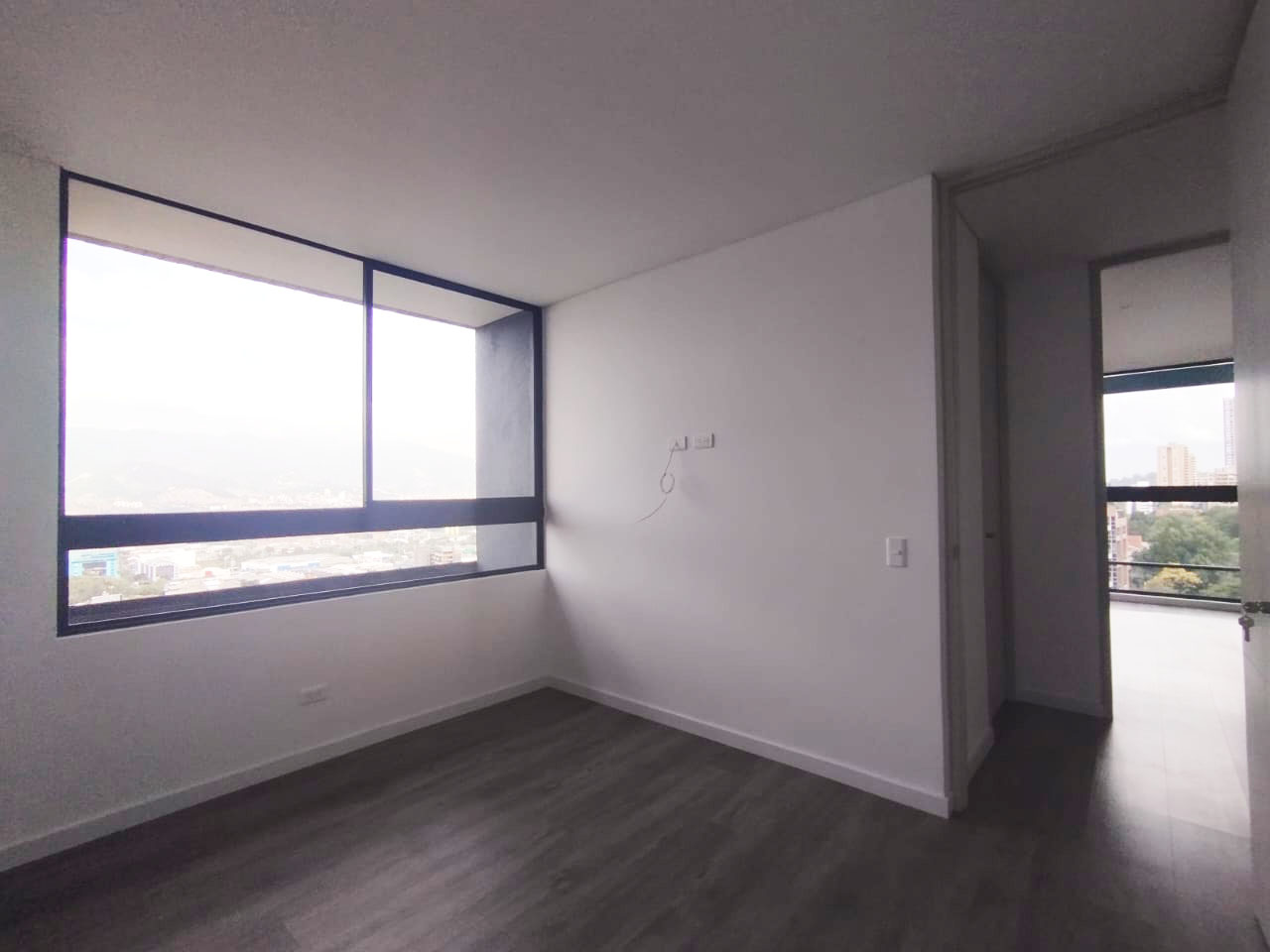 Apartamento en arriendo en Lalinde, Medellín · foto 12 de 17