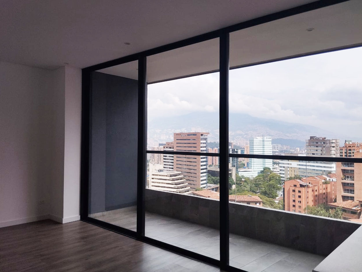 Apartamento en arriendo en Lalinde, Medellín · foto 14 de 17