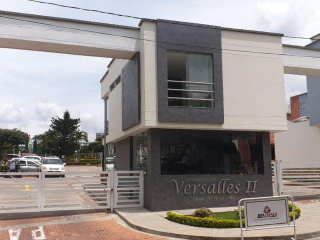 Casa de 3 alcobas en venta en Conjunto Residencial Versalles Ii, Floridablanca, 134 m² · foto 4 de 17