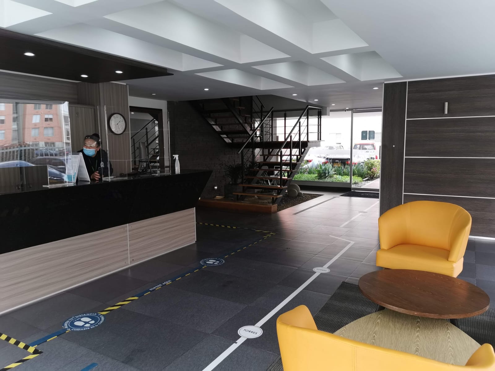 Apartamento de 3 alcobas en venta en El Cerezo, Bogotá, 88 m² · foto 18 de 18