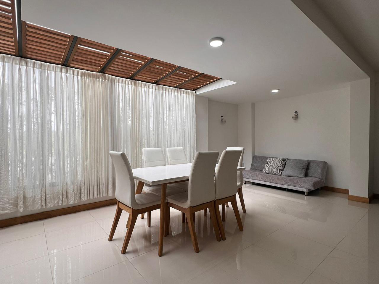 Casa de 3 alcobas en venta en El Faro, Rionegro, 170 m² · foto 2 de 13