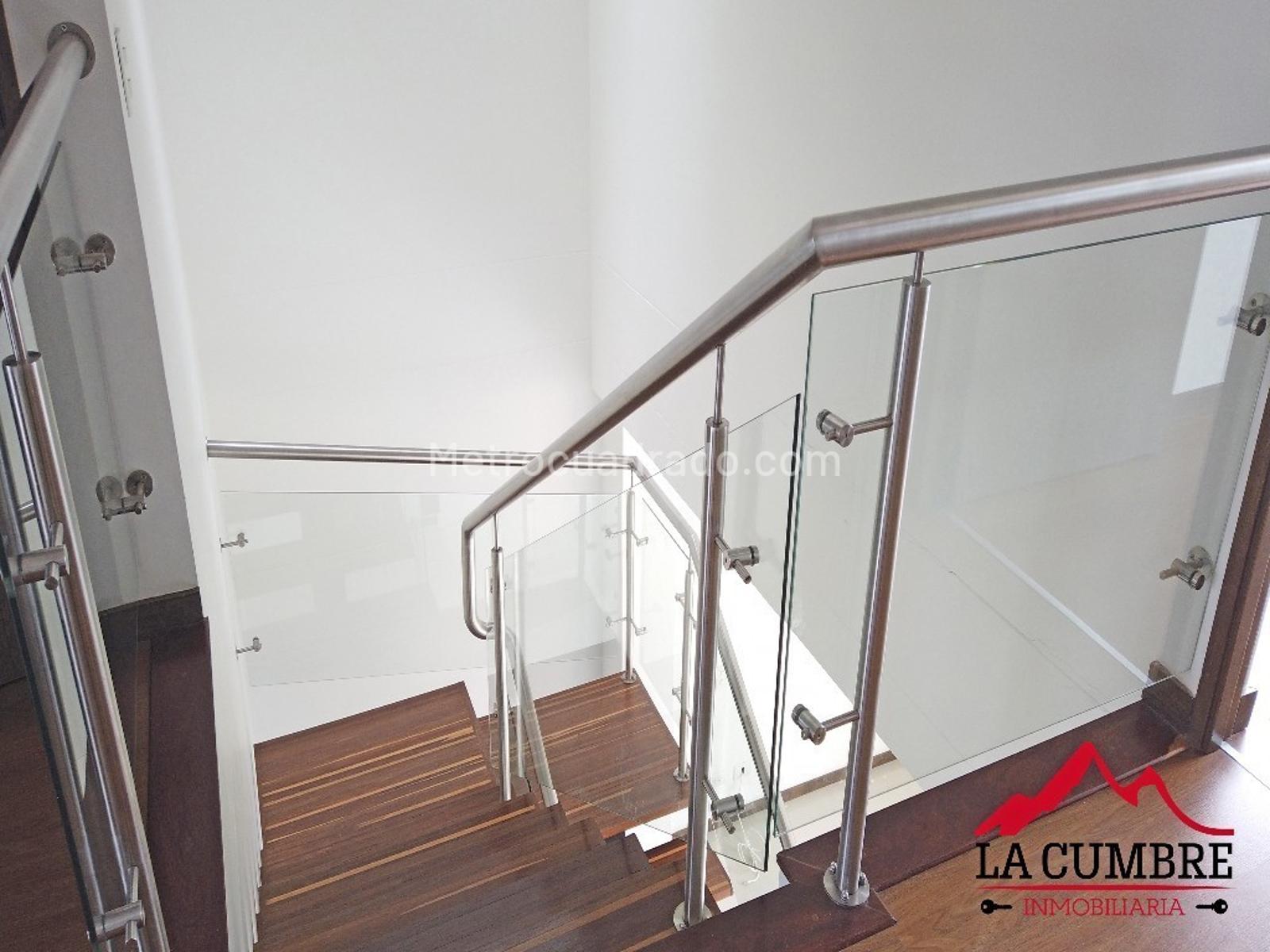 Casa de 3 alcobas en arriendo en San Lucas, Medellín, 186 m² · foto 5 de 10